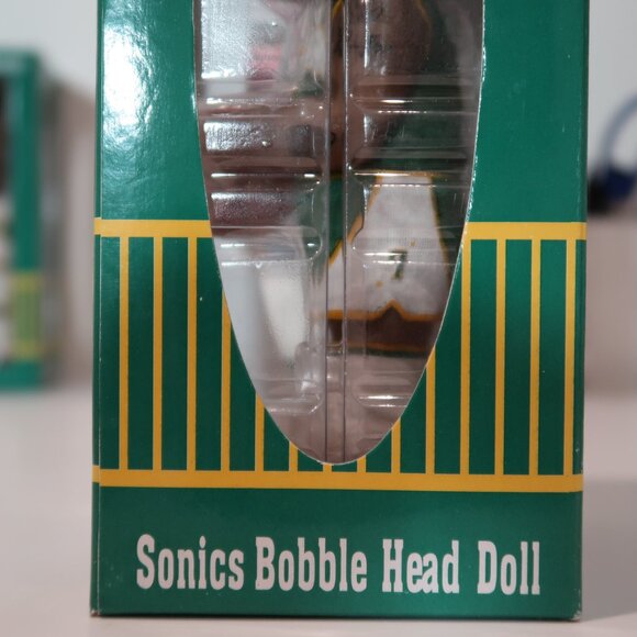 RARE Vintage Rashard Lewis Seattle Supersonics Sonics NBA Away Bobblehead in Box - Picture 7 of 11